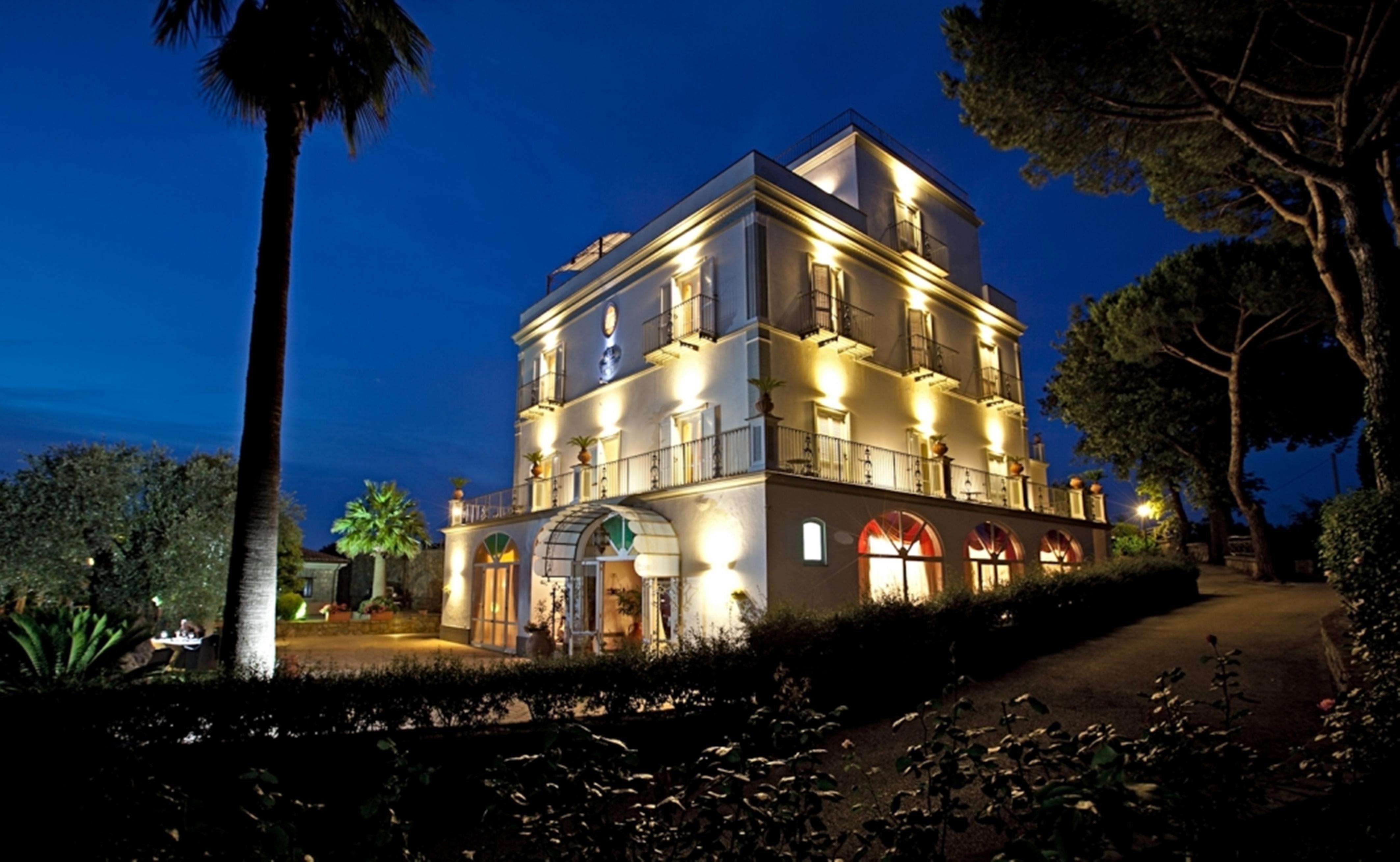 Oasi Olimpia Relais Hotel Sant'Agata sui due Golfi Exterior photo